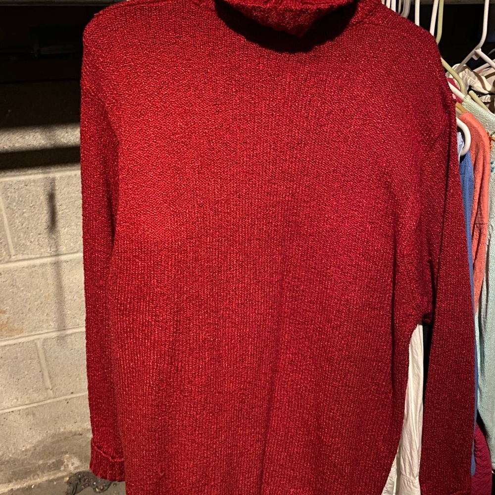 Women’s sweater
